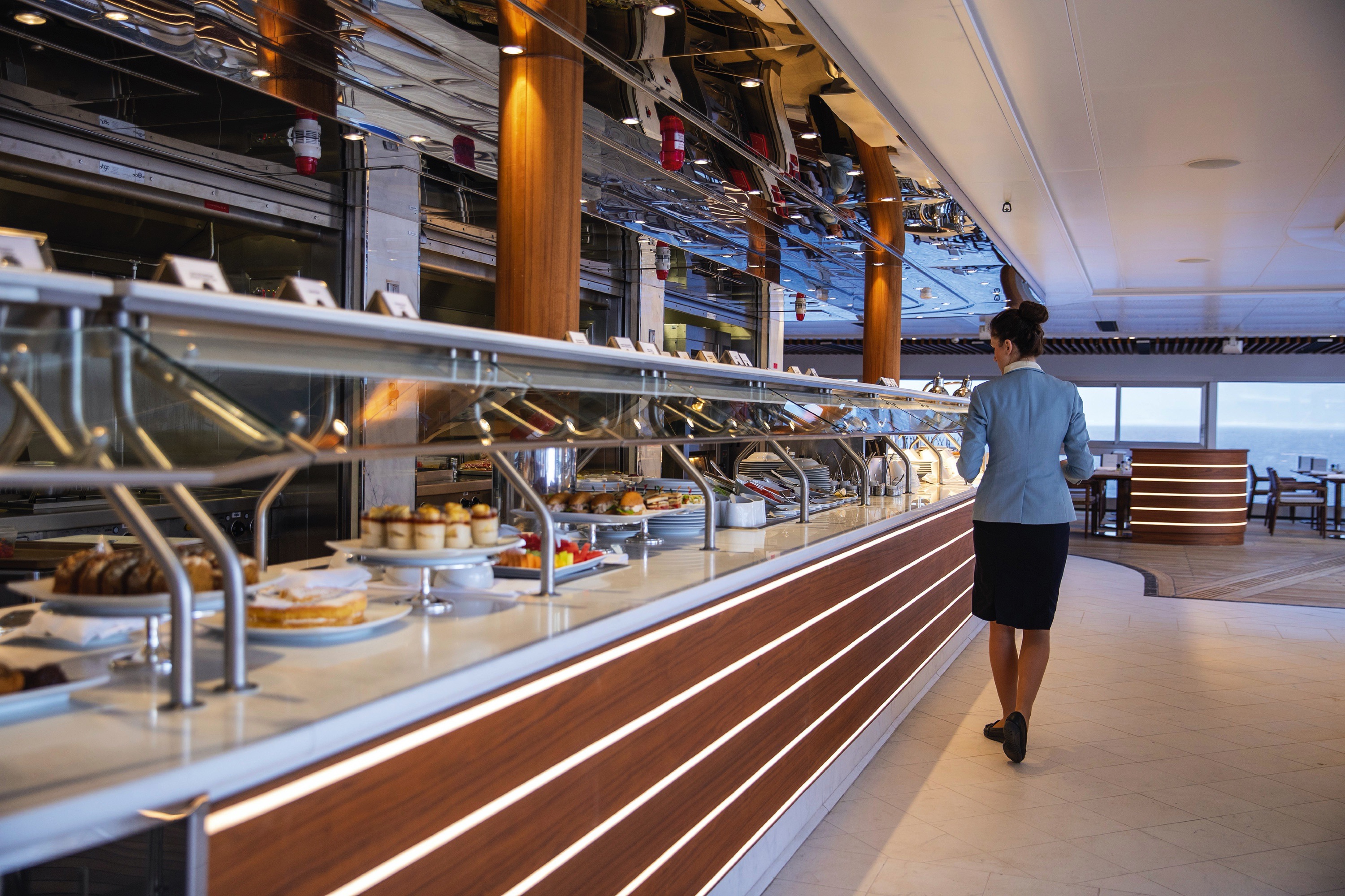 Seven Seas Splendor - Pool Grill